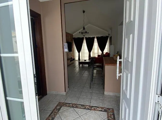 Villa La Duomo Di Vulcano *