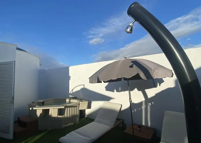 La Duomo Di Vulcano * Playa Honda (Lanzarote)