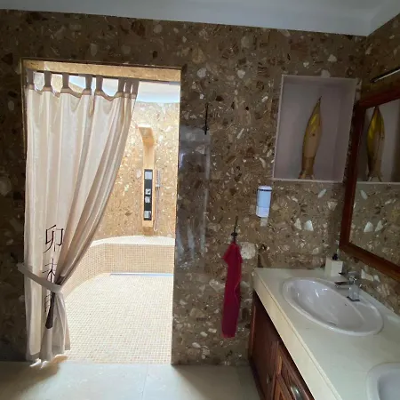 La Duomo Di Vulcano Playa Honda (Lanzarote)